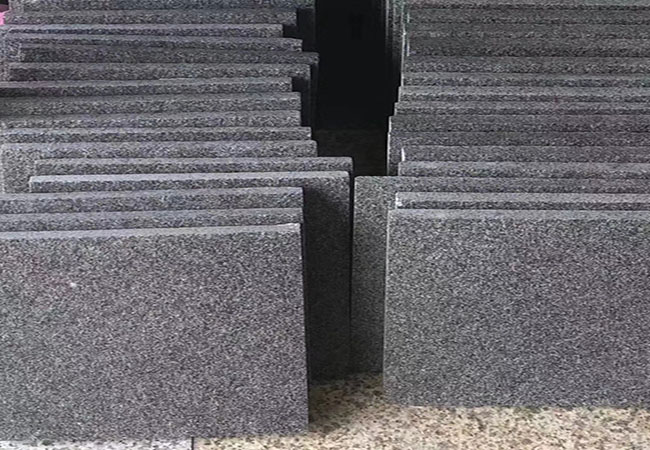 福建芝麻黑拉丝板价格多少(图4) 福建芝麻黑拉丝板价格多少(图4)