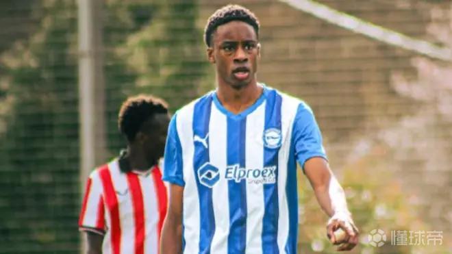 莫雷托：皇马签下西班牙16岁左后卫奥科里，多家豪门曾有意他